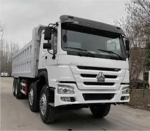 SINOTRUK HOWO 8×4 Dump Truck