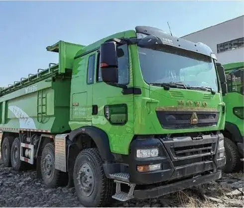 SINOTRUK HOWO TX 8×4 Dump Truck