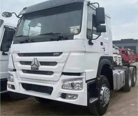 SINOTRUK HOWO 6×4 Tractor Truck